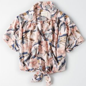 American Eagle Women’s Tropical Hawaiian Cropped Tie Short Sleeve Shirt